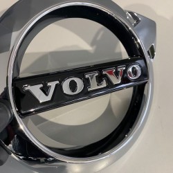 Radiator Grille Emblem Badge Logo NEW VOLVO V40 V40 Cross Country 2012+ 31425816 31457656 31425815 31457655