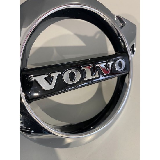 Radiator Grille Emblem Badge Logo NEW VOLVO V40 V40 Cross Country 2012+ 31425816 31457656 31425815 31457655