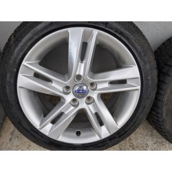 Jante SADIA 17" Volvo V60 Hibryd S60 S80 V70 S40 V40 V50 C30 C70 XC70 cu zgarieturi - 31381412