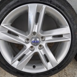 SADIA Volvo OEM Wheels 17" 5x108 Volvo S60 V60 S80 V70 S40 V40 V50 C30 C70 XC70 Aluminum Alloy Rims 31381412 with scratches