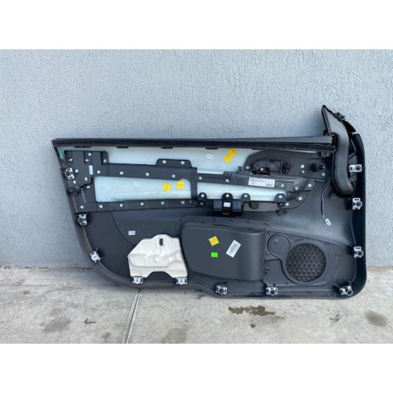 DOOR PANEL FRONT RIGHT VOLVO C30 2007-2012 30661350