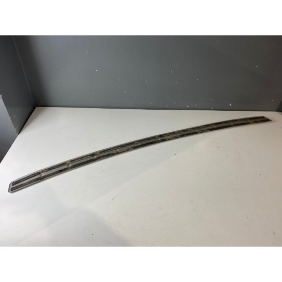 Ornament spate portbagaj bara spate VOLVO XC60 2019 31435972