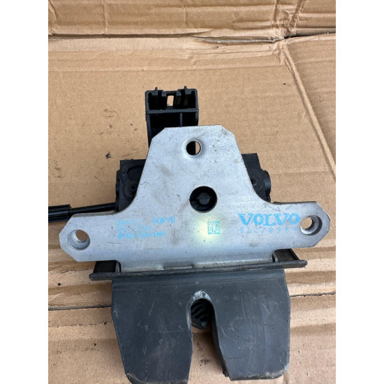 Tailgate lock mechanism Volvo S60 31278384