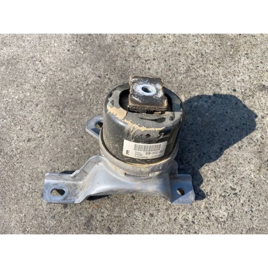 Engine mounting right VOLVO S60 V60 S80 XC60 V70 XC70 30793318 8G9N-6F012-BB