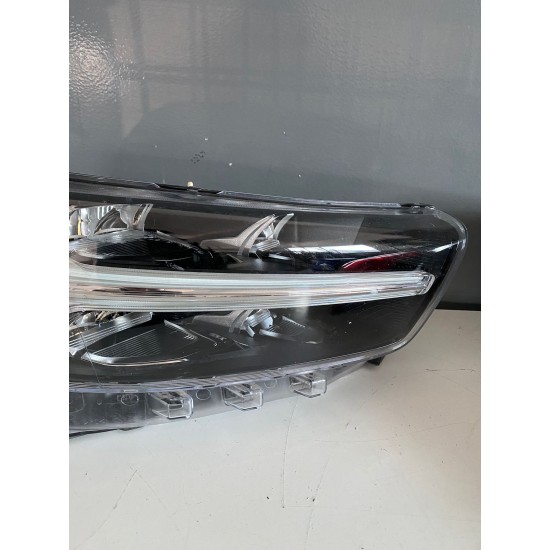 Far dreapta FULL LED RHD VOLVO XC40 2018+ 31655986