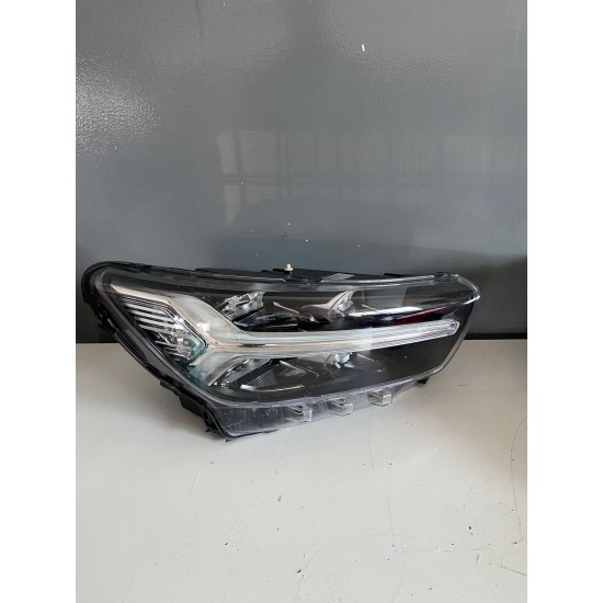 Far dreapta FULL LED RHD VOLVO XC40 2018+ 31655986 Far dreapta FULL LED RHD VOLVO XC40 2018+ 31655986