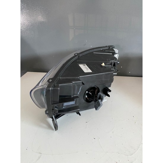 Far dreapta FULL LED RHD VOLVO XC40 2018+ 31655986