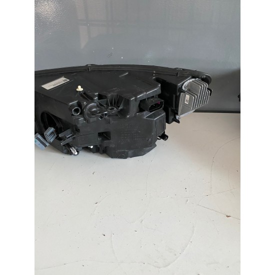Far dreapta FULL LED RHD VOLVO XC40 2018+ 31655986