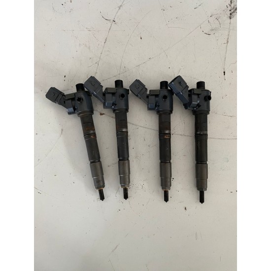 Injectoare 2.0 4 CILINDRI VOLVO XC60 S60 V60 V60CC S90 V90 V90CC V70 XC70 31405404 36010045