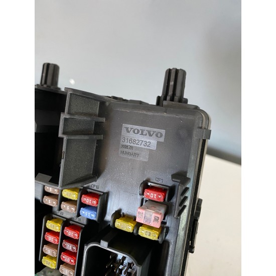  Fuse box Volvo XC60 XC90 S90 V90 V60 S60 V60CC 31682732 32209198 32142591 31676644 31346672