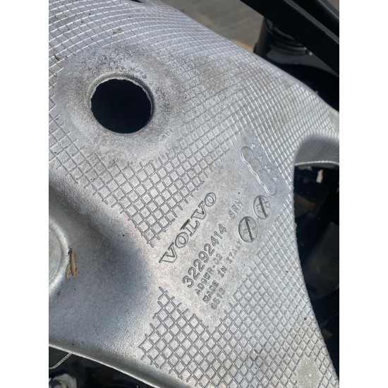 Punte spate completa 4x4 VOLVO V60 V90 XC60 XC90 V60CC V90CC 2016+ 32292927 