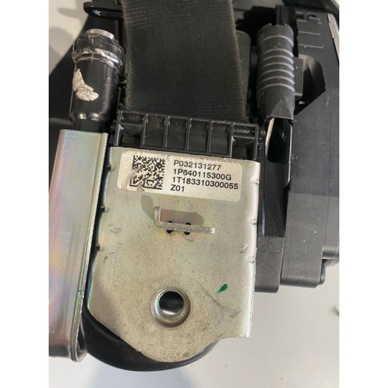 Front left seatbelt Volvo S60 V60 V60CC 2018+ 32131277