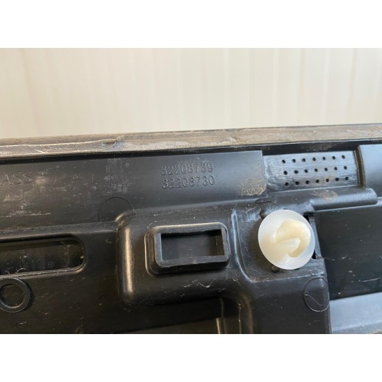 Bandou usa dreapta fata VOLVO XC60 2023 32208739 32208730