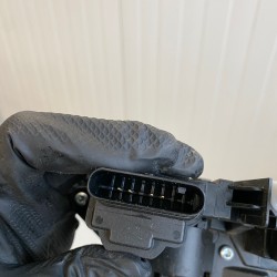 Front right door lock mechanism Volvo S60 V60 S90 V90 XC60 XC90 V60CC XC40 31440998 