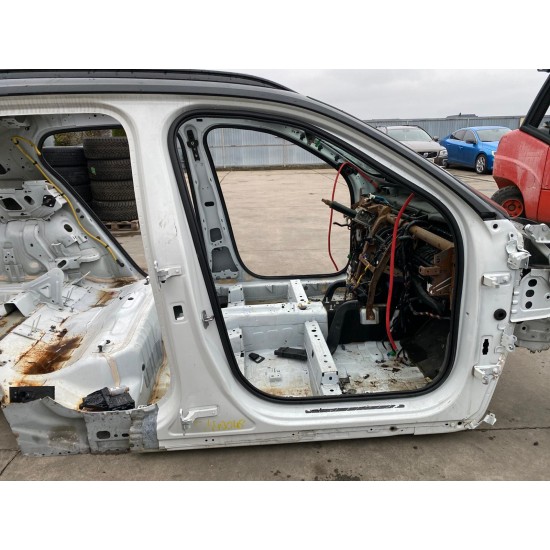 Prag dreapta VOLVO XC40 2018 32310039