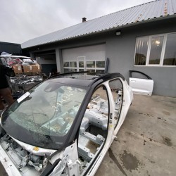 Cupola VOLVO XC40 2018 32353875 31675574