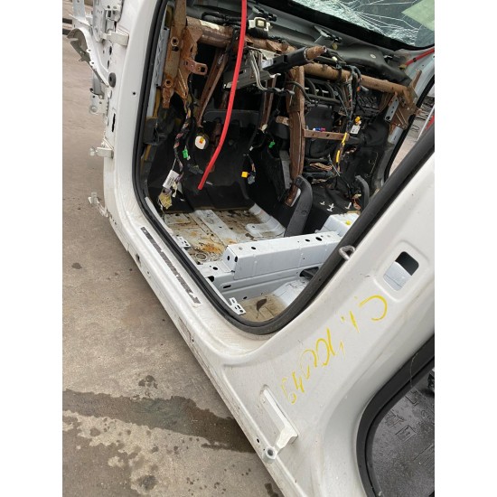 Prag stanga VOLVO XC40 2018 32310038