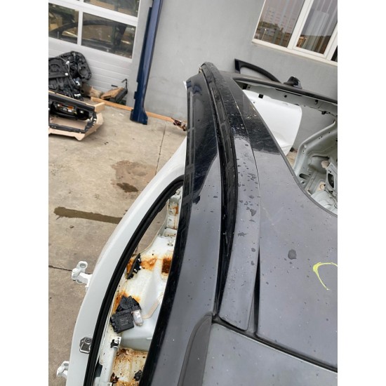 Set Bari Plafon Volvo XC40 2018 31448384 31448383 