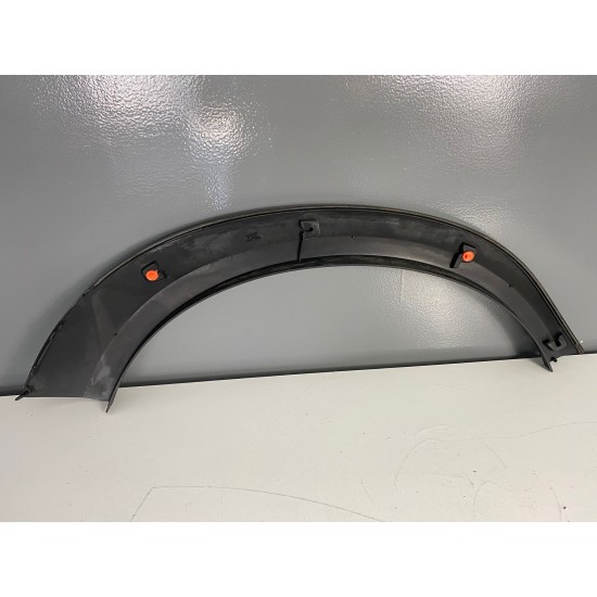 Ornament aripa stanga spate Volvo XC70 2008-2013 31283106