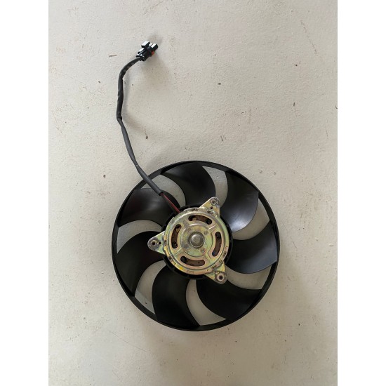 Ventilator mic radiatoare Volvo XC60 S60 V60 S80 V70 XC70 2009-2017 5000657 31200375 30668629