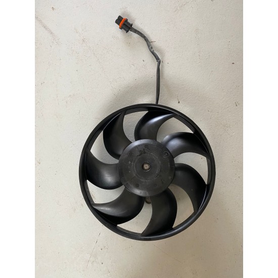 Ventilator mic radiatoare Volvo XC60 S60 V60 S80 V70 XC70 2009-2017 5000657 31200375 30668629
