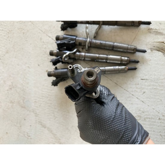 Injectoare 2.4 Volvo S60 V60 S80 V70 XC60 XC70 31272690 36002662