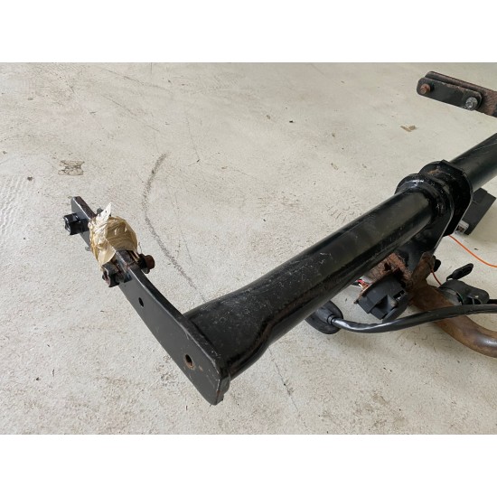 Carlig detasabil cu instalatie si modul VOLVO XC70 2008-2014 31269494 30716987 31269493 31346165 Carlig detasabil cu instalatie si modul VOLVO XC70 2008-2014 31269494 30716987 31269493 31346165