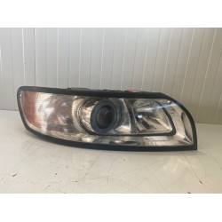 Far xenon dreapta VOLVO S40 V50 2007-2012 31299588 32206140 Far xenon dreapta VOLVO S40 V50 2007-2012 31299588 32206140