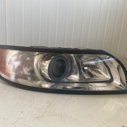 Right xenon headlight VOLVO S40 V50 2007-2012 31299588 32206140 Right xenon headlight VOLVO S40 V50 2007-2012 31299588 32206140