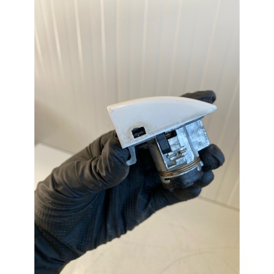 Capac maner usa VOLVO V50 2011 39998272