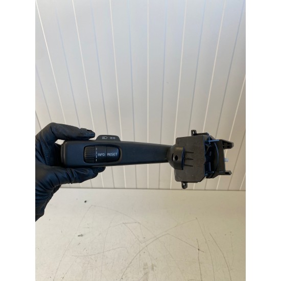 Maneta semnalizare VOLVO S40 V50 C30 2008-2012 8637377 