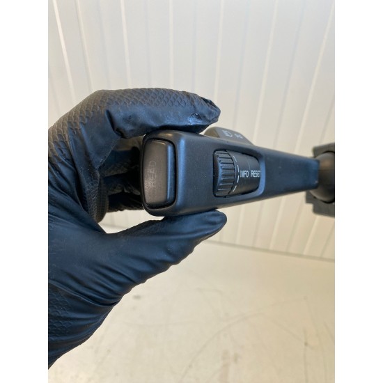 Maneta semnalizare VOLVO S40 V50 C30 2008-2012 8637377  Maneta semnalizare VOLVO S40 V50 C30 2008-2012 8637377