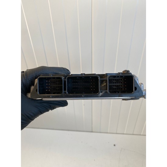 ENGINE ECU VOLVO S40 V50 C30 2004-2012 31272996 36000595