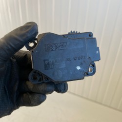 Motoras recirculare aeroterma Volvo S40 V50 C30 V40 4N5H-19E616-6652A 30733779 Motoras recirculare aeroterma Volvo S40 V50 C30 V40 4N5H-19E616-6652A 30733779