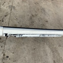 Right trim sill moulding VOLVO V50 S40 FACELIFT 2010+ 31283505 Right trim sill moulding VOLVO V50 S40 FACELIFT 2010+ 31283505