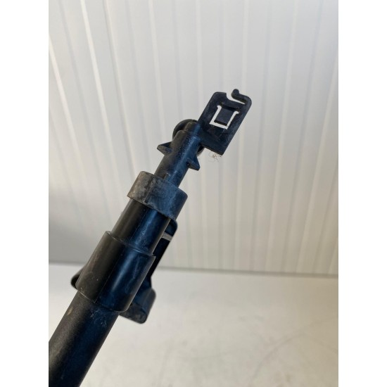 Front right headlight washer Volvo S40 V50 31294104