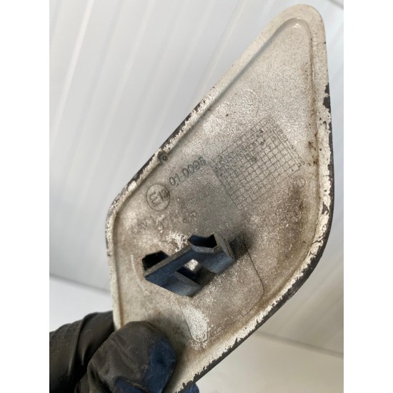 Capac spalator far dreapta bara fata VOLVO S40 V50 2008-2012 30744955 39886397 Capac spalator far dreapta bara fata VOLVO S40 V50 2008-2012 30744955 39886397