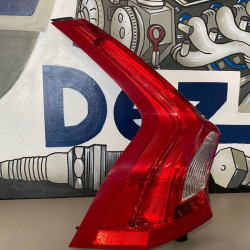 REAR LEFT TAILLIGHT Volvo V60 31395928