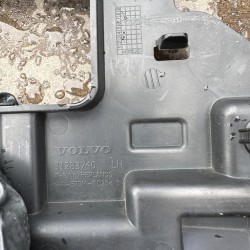 Front left bumper mounting bracket Volvo V40 31283740