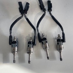 Fuel injectors 2.0 benzine T6 VOLVO S60 S90 V60 V90 XC40 XC60 XC90 V60CC V90CC 31432778 32140134