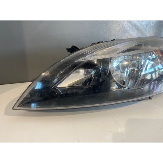 Far Stanga Halogen Volvo V40 2013-2014 31420005 