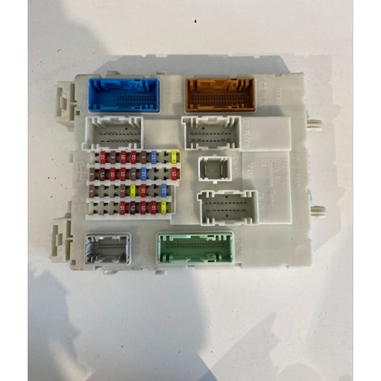 Fuse Box Volvo V40 2013-2014 31394964 31296059 31394621 31412887 31394963