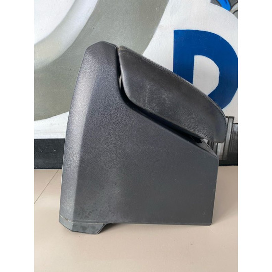 Armrest VOLVO XC90 2003-2014