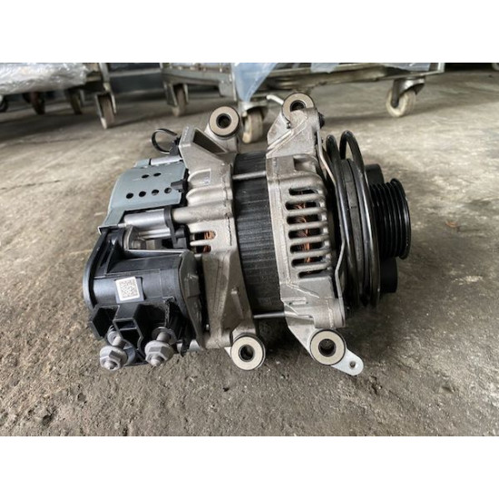 Alternator VOLVO XC60 XC90 2022 32137503