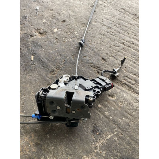 Front left door lock mechanism LHD Volvo XC60 V70 S80 C30 S40 V50 2004-2012 30799308