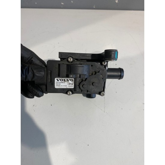 Supapa de racire radiator VOLVO S60 V60 V90 V90CC XC60 MILD HYBRID XC90 2020+ 32249863