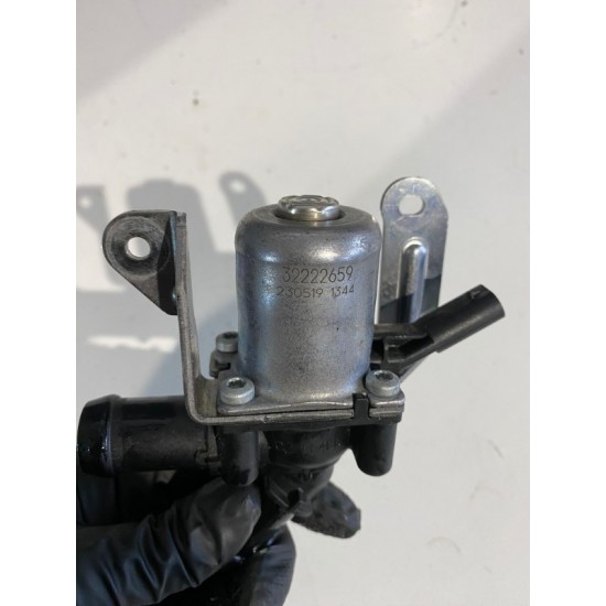 Pompa apa VOLVO XC90 XC60 MILD HYBRID V60 CC V90 CC S60 V60 XC40 V90 2020+ 32222659 Pompa apa VOLVO XC90 XC60 MILD HYBRID V60 CC V90 CC S60 V60 XC40 V90 2020+ 32222659