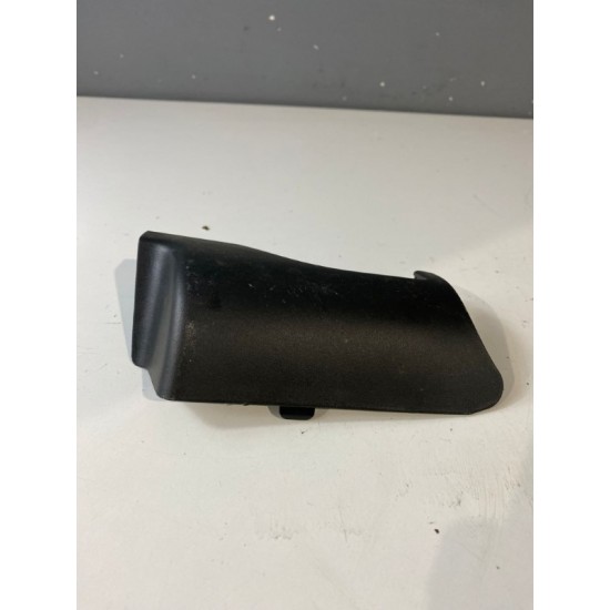 Capac scaun centura dreapta VOLVO XC60 XC90 V90 S90 39831666 39831667