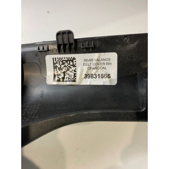 Capac scaun centura dreapta VOLVO XC60 XC90 V90 S90 39831666 39831667