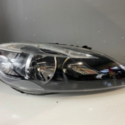 Far dreapta fata halogen Volvo V40 2012-2019 31283327
